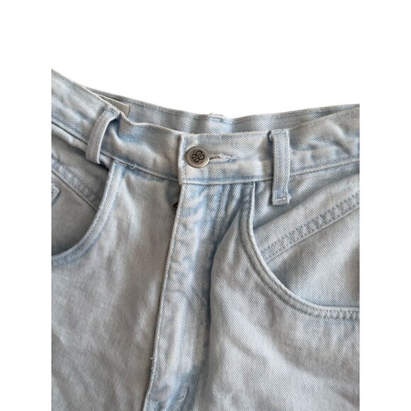 BILL BLASS Vintage Light Wash Cuffed 100% Cotton High Waist Jeans Shorts Size 6 - Picture 8 of 10